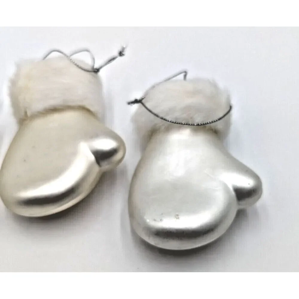 Lot of 6 Various White Blown Glass Ornament‎
